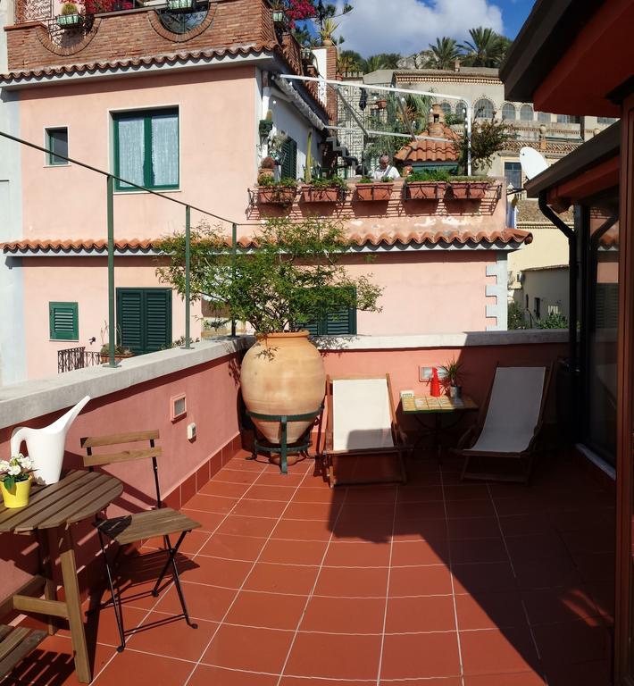 Il Gelsomino Taormina Center Apartment Room photo