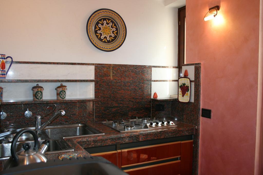 Il Gelsomino Taormina Center Apartment Room photo