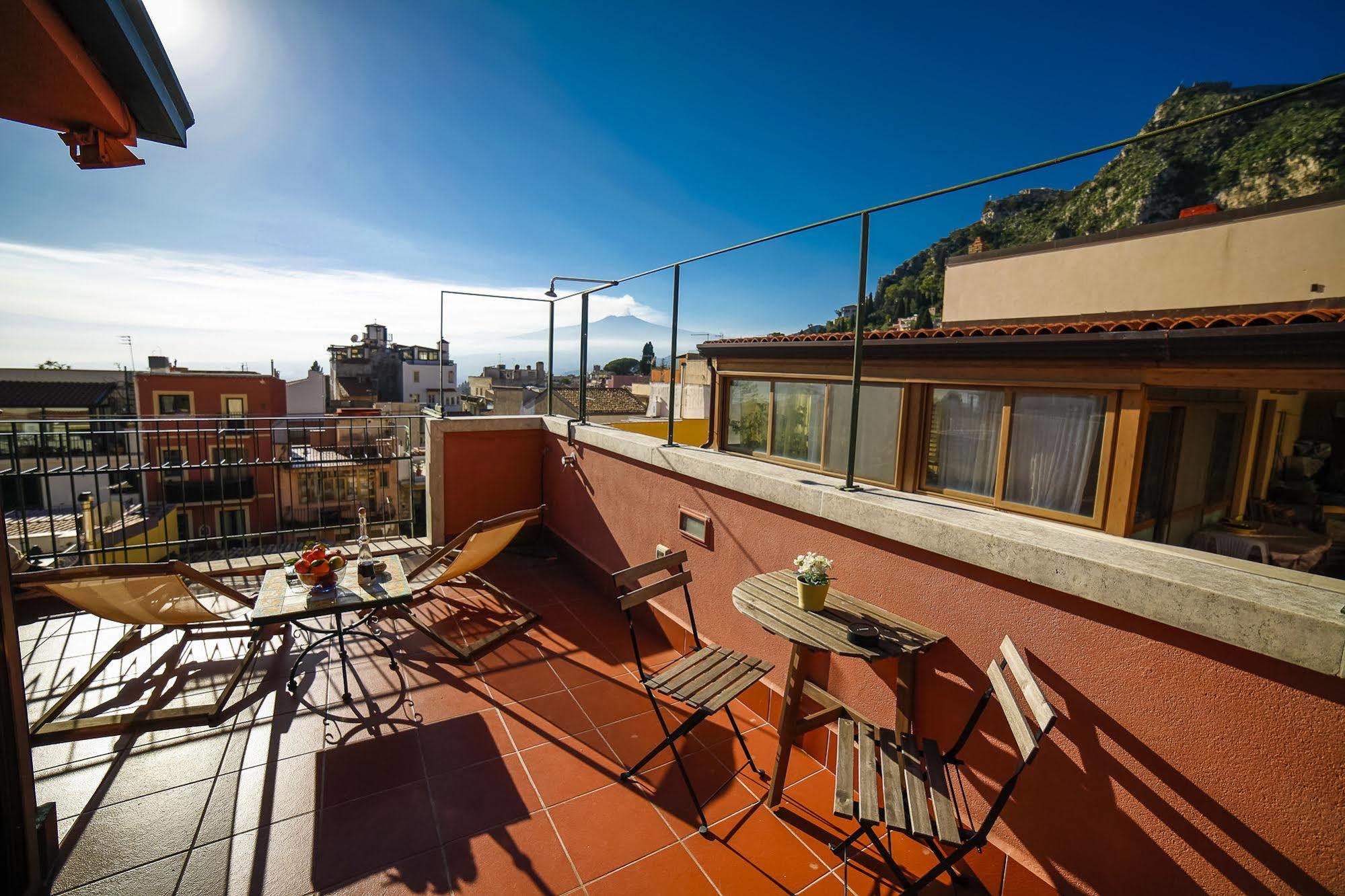 Il Gelsomino Taormina Center Apartment Exterior photo