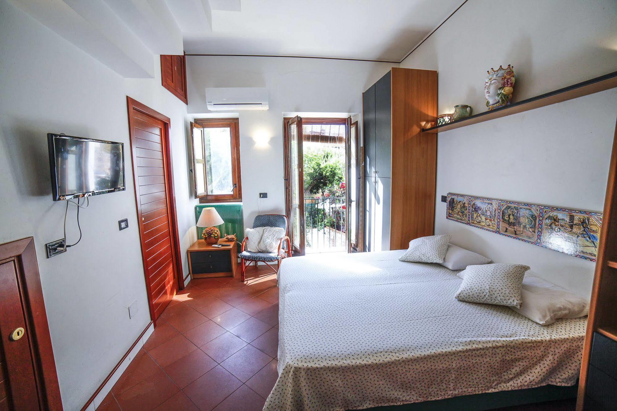 Il Gelsomino Taormina Center Apartment Exterior photo