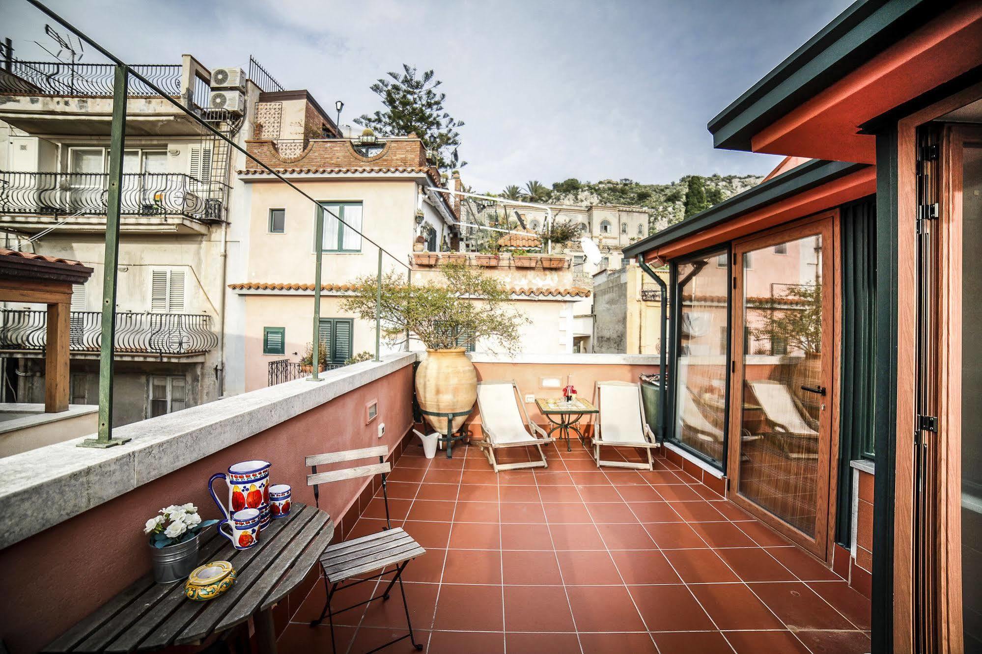 Il Gelsomino Taormina Center Apartment Exterior photo